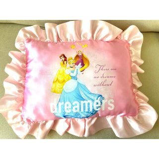 ディズニー(Disney)の【美品】ディズニープリンセスクッション(クッション)