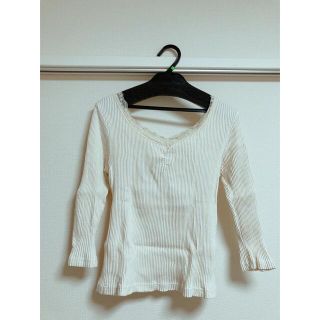 ジルスチュアート(JILLSTUART)のJILL STUART 白トップス(カットソー(長袖/七分))