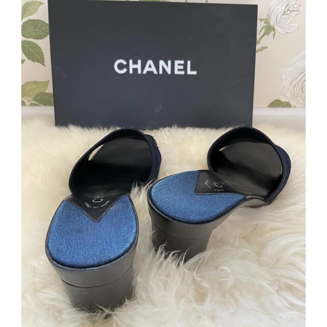 CHANEL(シャネル)の特別lSALE‼️希少❣️✨新品未使用✨CHANEL♡人気のデニムミュール♡ レディースの靴/シューズ(ミュール)の商品写真