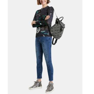 デシグアル(DESIGUAL)の新品✨タグ付き♪ 定価15,900円デシグアル　リュックサック  大特価！(リュック/バックパック)