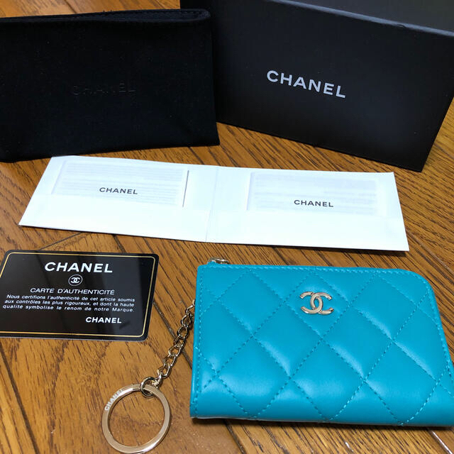 正規品　CHANEL シャネル　コインケース　小銭入れ　カードケース　グリーン