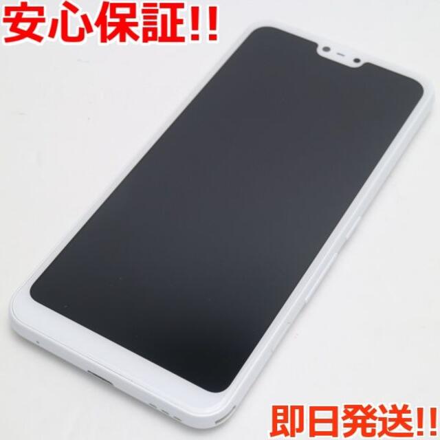 富士通(フジツウ)の超美品 801FJ arrows U ホワイト  スマホ/家電/カメラのスマートフォン/携帯電話(スマートフォン本体)の商品写真