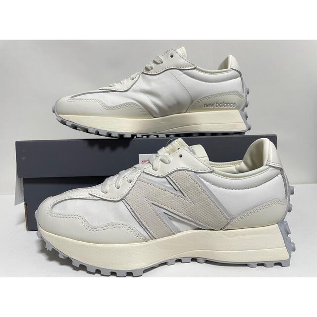 New Balance(ニューバランス)の【新品】24㎝　New Balance MS327WP "WHITE PACK" レディースの靴/シューズ(スニーカー)の商品写真