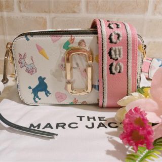 マークジェイコブス(MARC JACOBS)の【新品未使用】MARCJACOBS ショルダーバック ホワイト、多色柄(ショルダーバッグ)