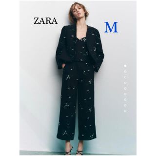 ザラ(ZARA)のZARA ザラ エンブロイダリーテクスチャーパンツ 新品未使用タグ付き M(カジュアルパンツ)