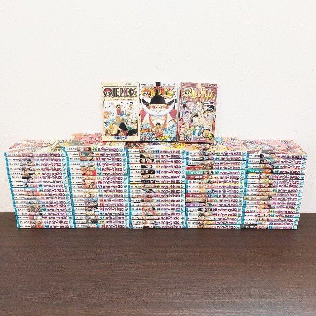 集英社(シュウエイシャ)のONE PIECE　ワンピース　漫画　セット　1~90巻 エンタメ/ホビーの漫画(全巻セット)の商品写真