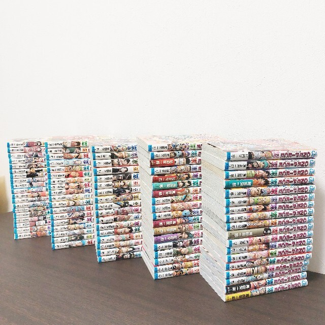 集英社(シュウエイシャ)のONE PIECE　ワンピース　漫画　セット　1~90巻 エンタメ/ホビーの漫画(全巻セット)の商品写真