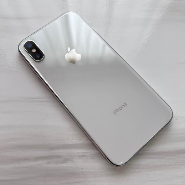 Apple(アップル)のiPhone X Silver 256 GB SIMフリー iphone X スマホ/家電/カメラのスマートフォン/携帯電話(スマートフォン本体)の商品写真