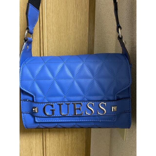 GUESS(ゲス)の《未使用》GUESS ゲス　ショルダーバッグ レディースのバッグ(ショルダーバッグ)の商品写真