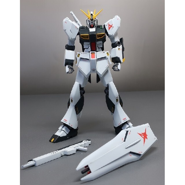 1/144 EG RX93 νガンダム ガンプラ 完成品