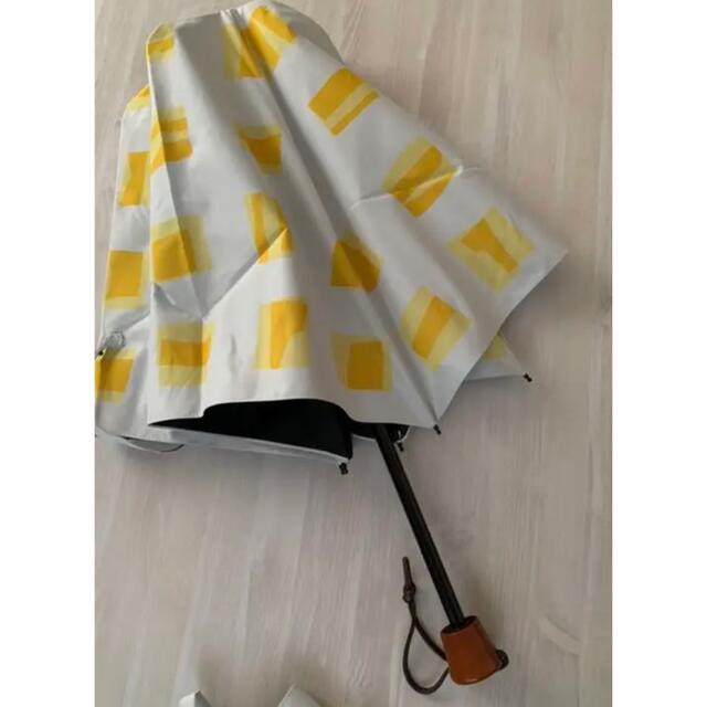サンバリア100  3段　折りたたみ傘 レディースのファッション小物(傘)の商品写真