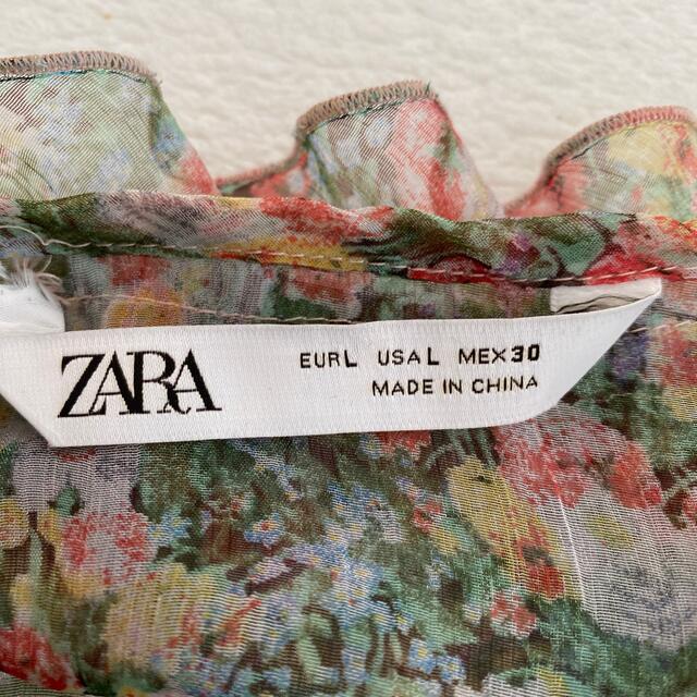 ZARA(ザラ)の【新品】未着用 ZARA サラサラブラウス Lサイズ レディースのトップス(シャツ/ブラウス(半袖/袖なし))の商品写真
