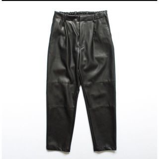 シュタイン(stein)のstein FAKE LEATHER TROUSERS Sサイズ(スラックス)