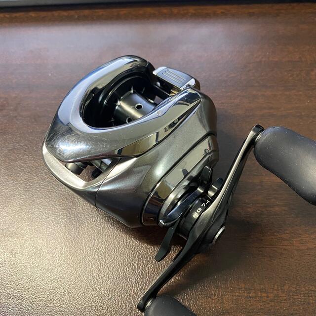 SHIMANO(シマノ)のシマノ 16アンタレスDC HG LEFT 左巻き スポーツ/アウトドアのフィッシング(リール)の商品写真