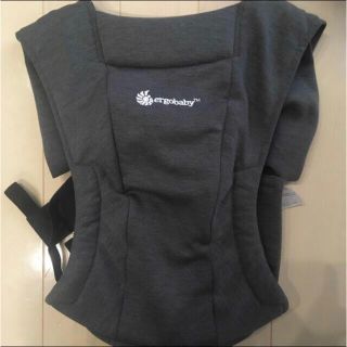 エルゴベビー(Ergobaby)のergobaby エルゴ  エンブレース　グレー(抱っこひも/おんぶひも)