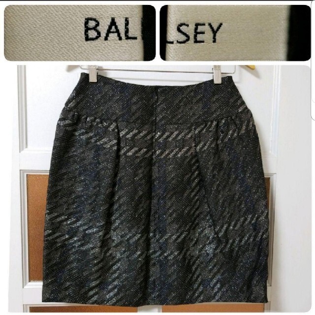 Ballsey(ボールジィ)のボールジィ トゥモローランド 春夏 黒×シルバー コクーン タイトスカート M レディースのスカート(ひざ丈スカート)の商品写真