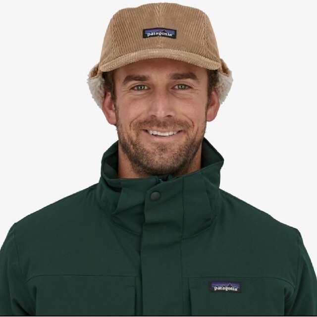 patagonia(パタゴニア)のpatagonia corduroy ear flap cap ベージュ　新品 メンズの帽子(キャップ)の商品写真