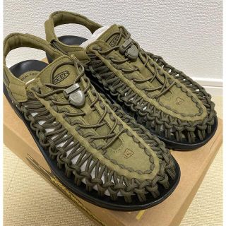 キーン(KEEN)のKEEN キーン ユニーク　サンダル　28cm 美品ダークオリーブ(サンダル)