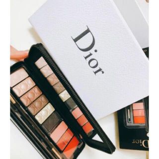 クリスチャンディオール(Christian Dior)のDIOR メイクパレット　化粧品(コフレ/メイクアップセット)