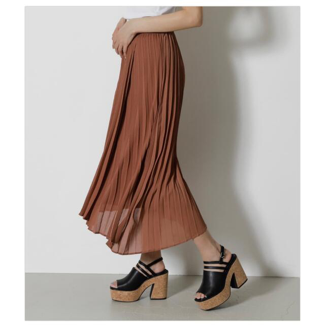 AZUL by moussy(アズールバイマウジー)のIRREGULAR HEM PLEATS SKIRT レディースのスカート(ロングスカート)の商品写真