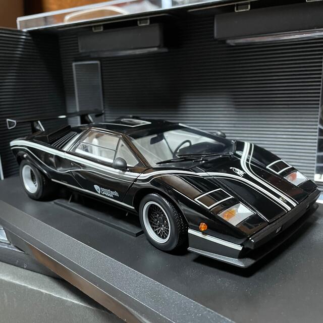 激レア絶版未展示品　京商 1/18 ランボルギーニ カウンタック LP500 R | フリマアプリ ラクマ