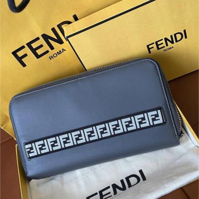 FENDI フェンディ　財布　長財布　ウォレット　トラベルウォレット