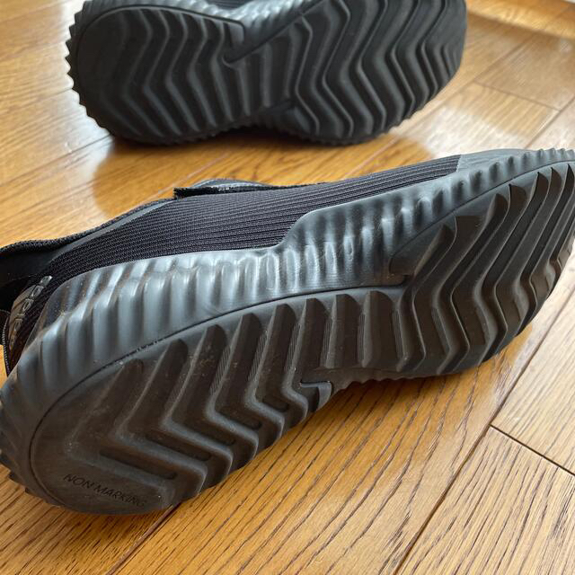 adidas(アディダス)のスニーカー（24cm） キッズ/ベビー/マタニティのキッズ靴/シューズ(15cm~)(スニーカー)の商品写真