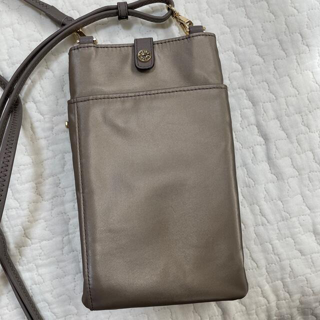 PELLE BORSA(ペレボルサ)の【みしまる様専用】ペレボルサ　スマートポシェット&ナチュビューショルダー レディースのバッグ(ショルダーバッグ)の商品写真