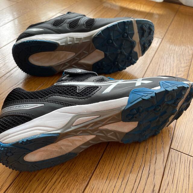 asics(アシックス)のスニーカー（23.5cm） キッズ/ベビー/マタニティのキッズ靴/シューズ(15cm~)(スニーカー)の商品写真