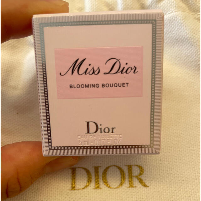 Dior(ディオール)のDior❤︎香水ブルーミングブーケ コスメ/美容の香水(香水(女性用))の商品写真