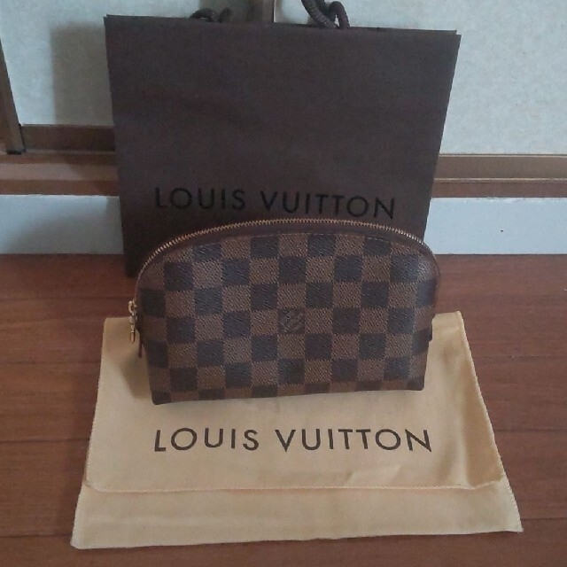 LOUIS VUITTON(ルイヴィトン)のnatuki様専用　美品♡LOUIS VUITTON　ダミエポーチ レディースのファッション小物(ポーチ)の商品写真