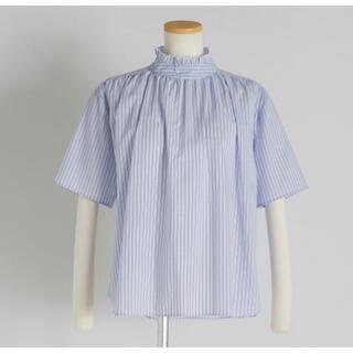 iNtimite フリルスタンドシャツ ブルー(シャツ/ブラウス(半袖/袖なし))