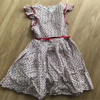 プチバトー(PETIT BATEAU)の【週末限定】プチバトー　PETIT BATEAU 小花柄ワンピース　6ans(ワンピース)