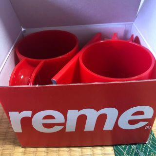 シュプリーム(Supreme)のSupreme Heller Mugs Red(グラス/カップ)