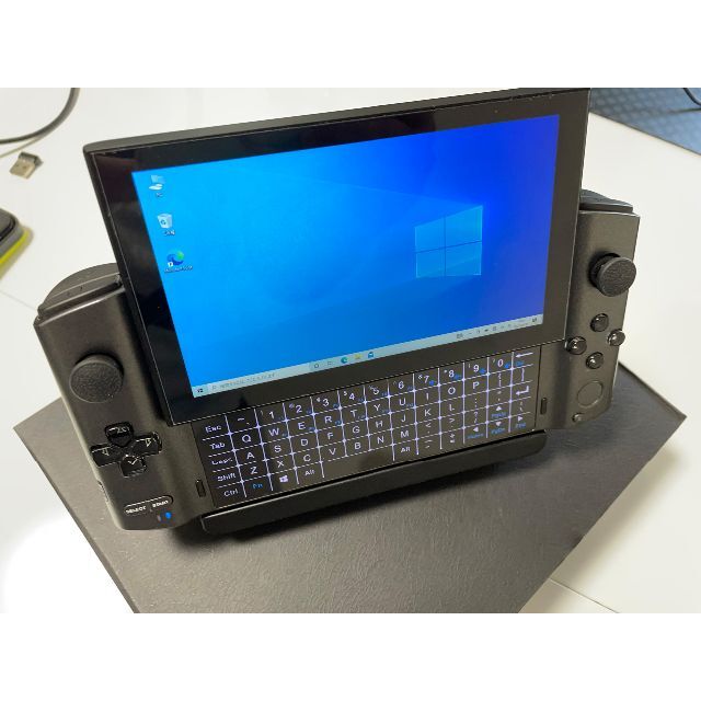 GPD WIN3 Core i7 1165G7 +ドッキングステーション