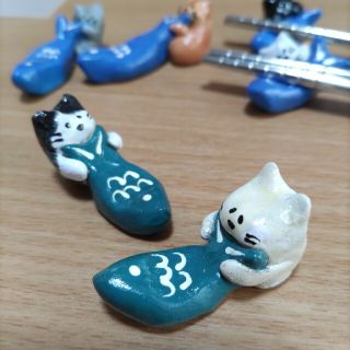 箸置き 2個セット 夫婦セット ハチワレ 猫ちゃん にゃんこ 白猫 ねこちゃん(カトラリー/箸)