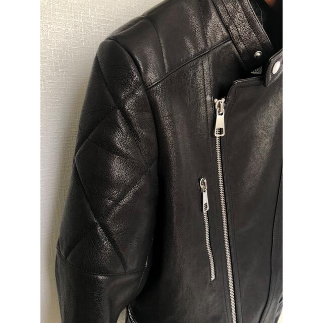 NEIL BARRETT(ニールバレット)のあつ様専用　ニールバレット　セミダブルライダースジャケット メンズのジャケット/アウター(ライダースジャケット)の商品写真