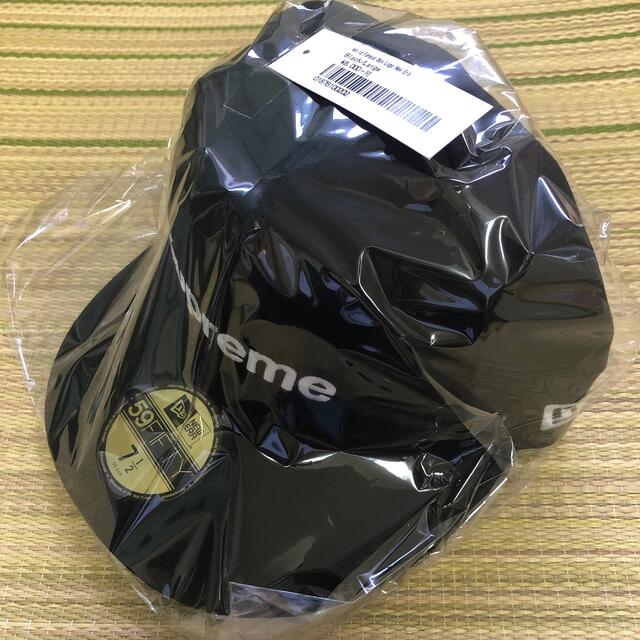 Supreme World Famous BoxLogo NewEra BLK キャップ Supreme World Famous BoxLogo NewEra BLK キャップ