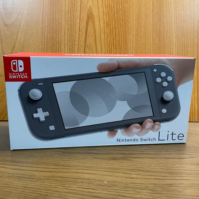 Nintendo Switch(ニンテンドースイッチ)のニンテンドースイッチライト グレー エンタメ/ホビーのゲームソフト/ゲーム機本体(携帯用ゲーム機本体)の商品写真