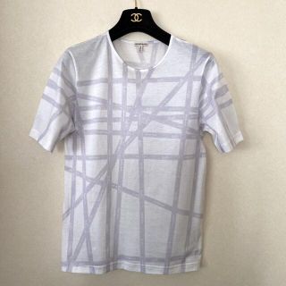 エルメス(Hermes)のエルメスの上質でおリボン柄がとてもお洒落なTシャツ(Tシャツ(半袖/袖なし))