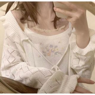 メリージェニー(merry jenny)のflower embroidery camisole&cardigan set(カーディガン)