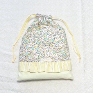 ハンドメイド　巾着袋　コップ袋　リバティ　アリスw  女の子(外出用品)