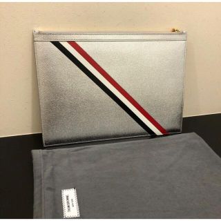 THOM BROWNE トムブラウン クラッチバッグ 新品未使用