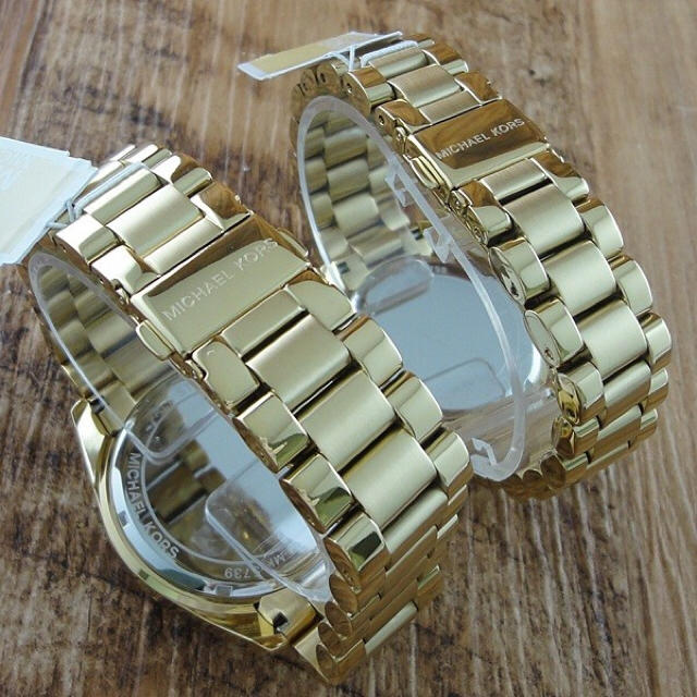 Michael Kors(マイケルコース)のペア腕時計 マイケルコース ゴールド MK5739MK5798 ゴージャス 新品 レディースのファッション小物(腕時計)の商品写真