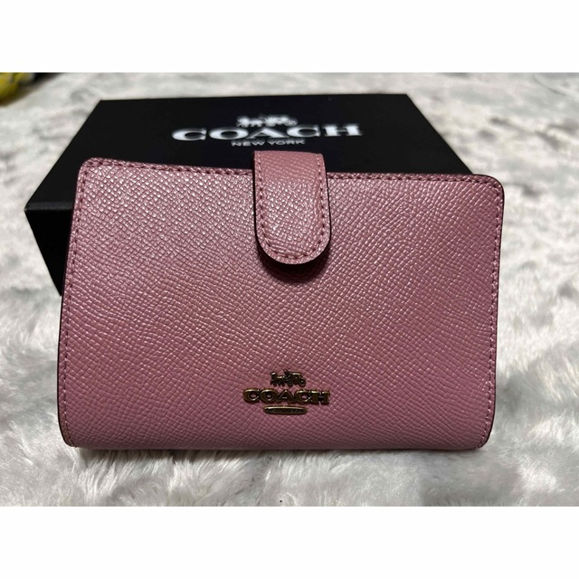 ❤新品未使用❤COACH　二つ折り財布　ピンク