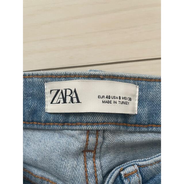 ZARA(ザラ)の【ZARA】ダメージ入りスキニー レディースのパンツ(スキニーパンツ)の商品写真