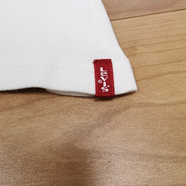 Levi's(リーバイス)のLeVIS　白　七分袖Tシャツ レディースのトップス(Tシャツ(長袖/七分))の商品写真