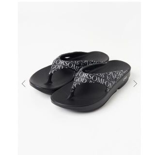 ウーフォス(OOFOS)のoofos x FORSOMEONE Oolala Sandals(サンダル)