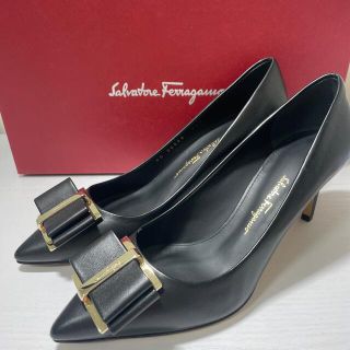 サルヴァトーレフェラガモ(Salvatore Ferragamo)のフェラガモ　ハイヒール　パンプス(ハイヒール/パンプス)