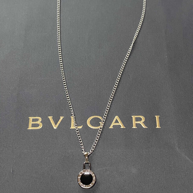 【新品正規品】BVLGARI ペンダント チャーム +チェーン 革紐 ネックレス